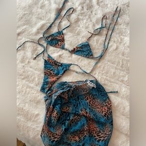 IAMGIA bikini & sarong set